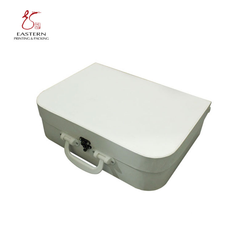 Embossing Corrugated Cardboard Packaging 4C Custom Carrying Box With Handle