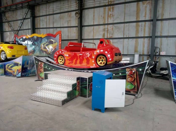 Mini Flying Car Kiddie Amusement Rides Yellow Red Color For Playgrounds
