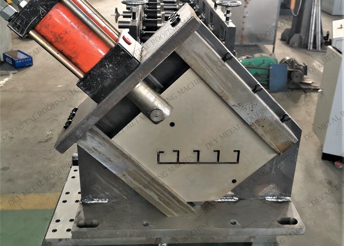 0.3mm Keel Roll Forming Machine PLC Stud Roll Forming Machine