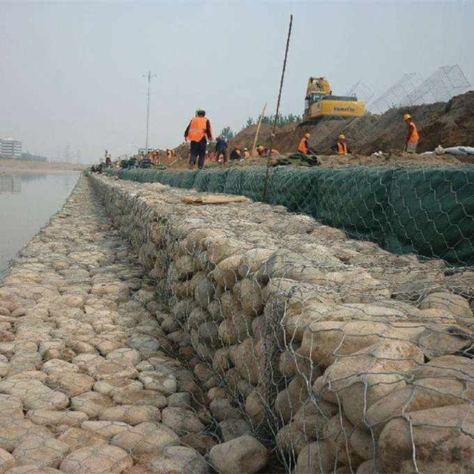 Low Flexibility Good Embankment Stone Cage Net 80x100mm