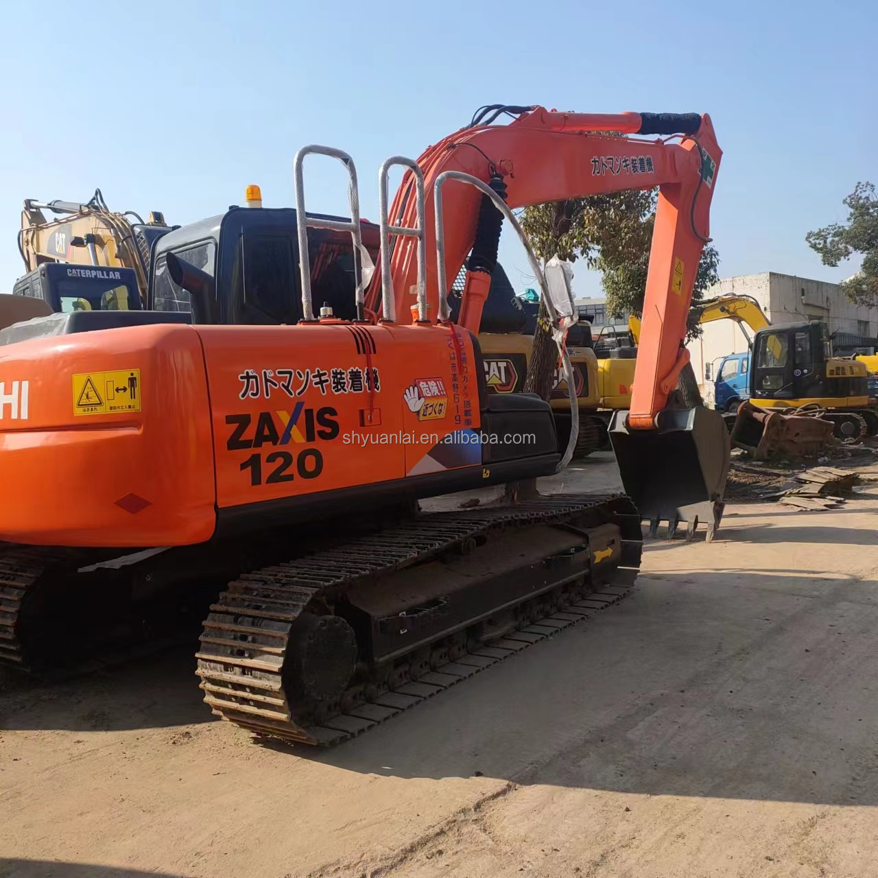 Used Hitachi ZX120 Tracked Excavator with 93KW Power and Low Working Hours Good Deal