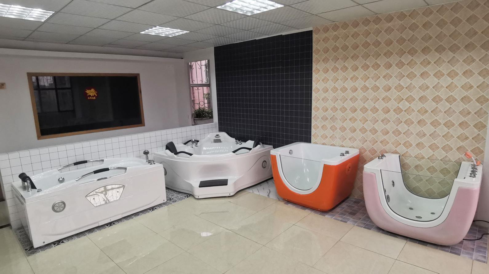 5 Foot Rectangular 2 Person Corner Bathtub 1700x650mm With Video