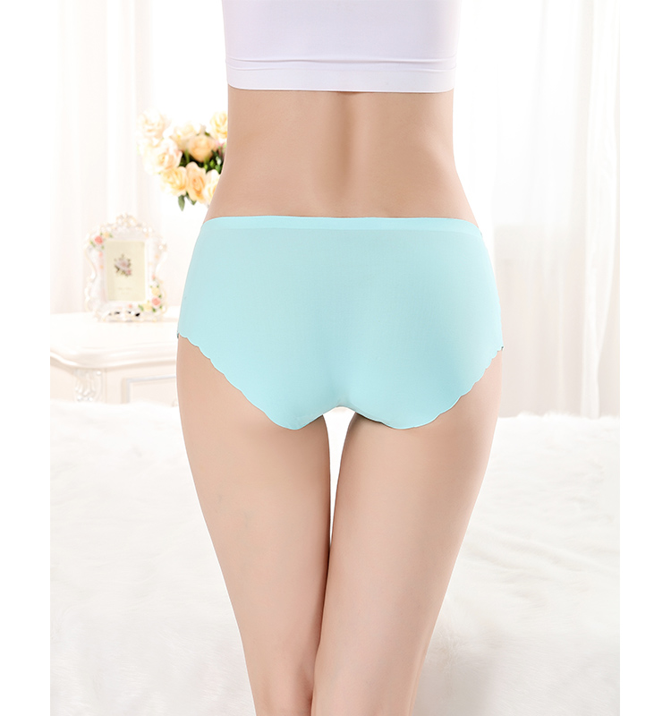 Crocheted Seamless Underwear Fat Ruffled Plus Size Female Underwear
