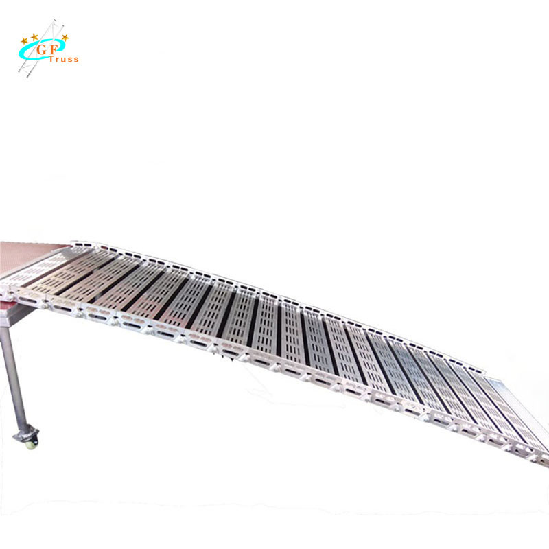 500KG Portable Aluminum Alloy Roll Stair For Outdoor Event