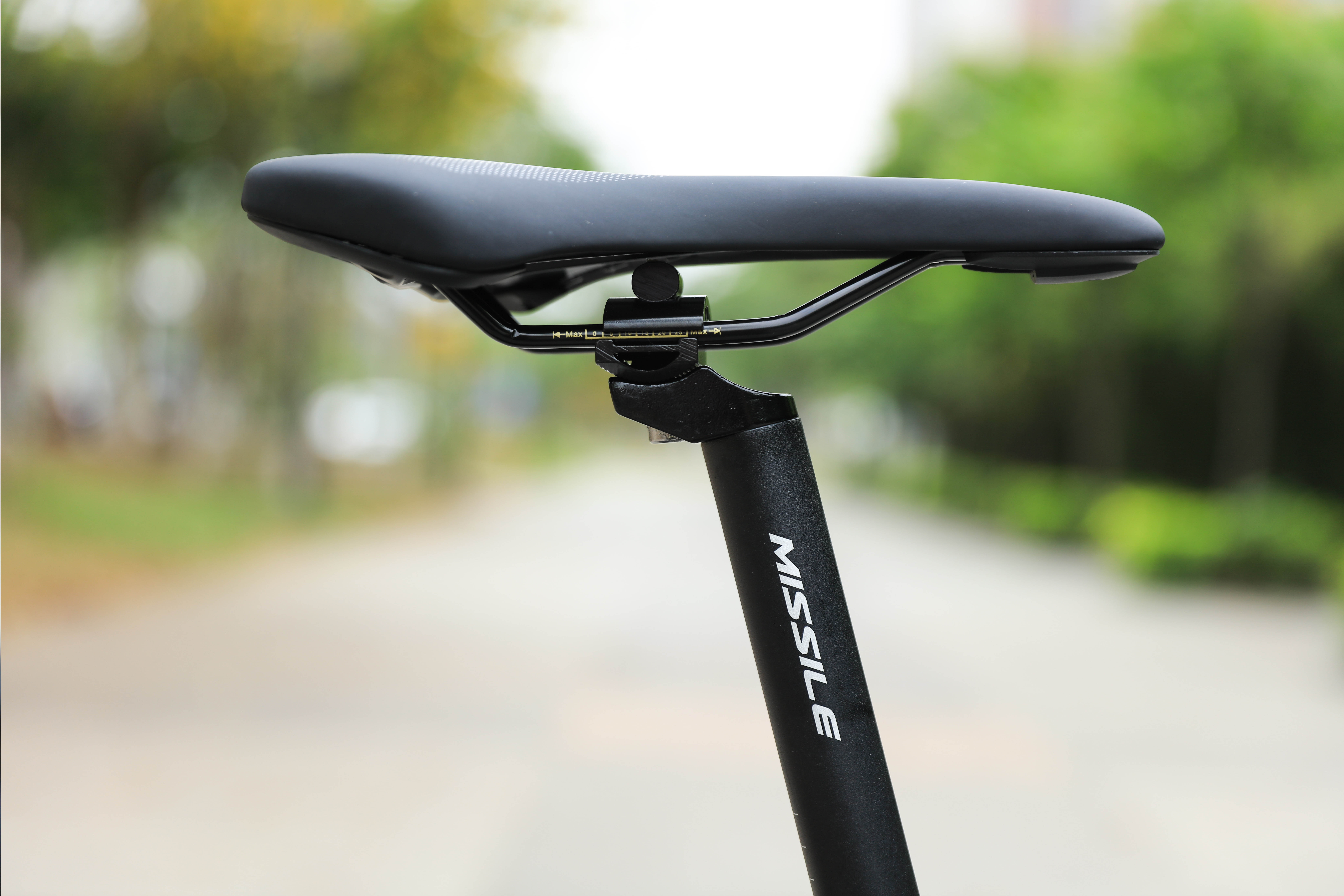 1.33m Length Carbon Mountain Bike Frame Strong and Durable for 150KG Load Capacity
