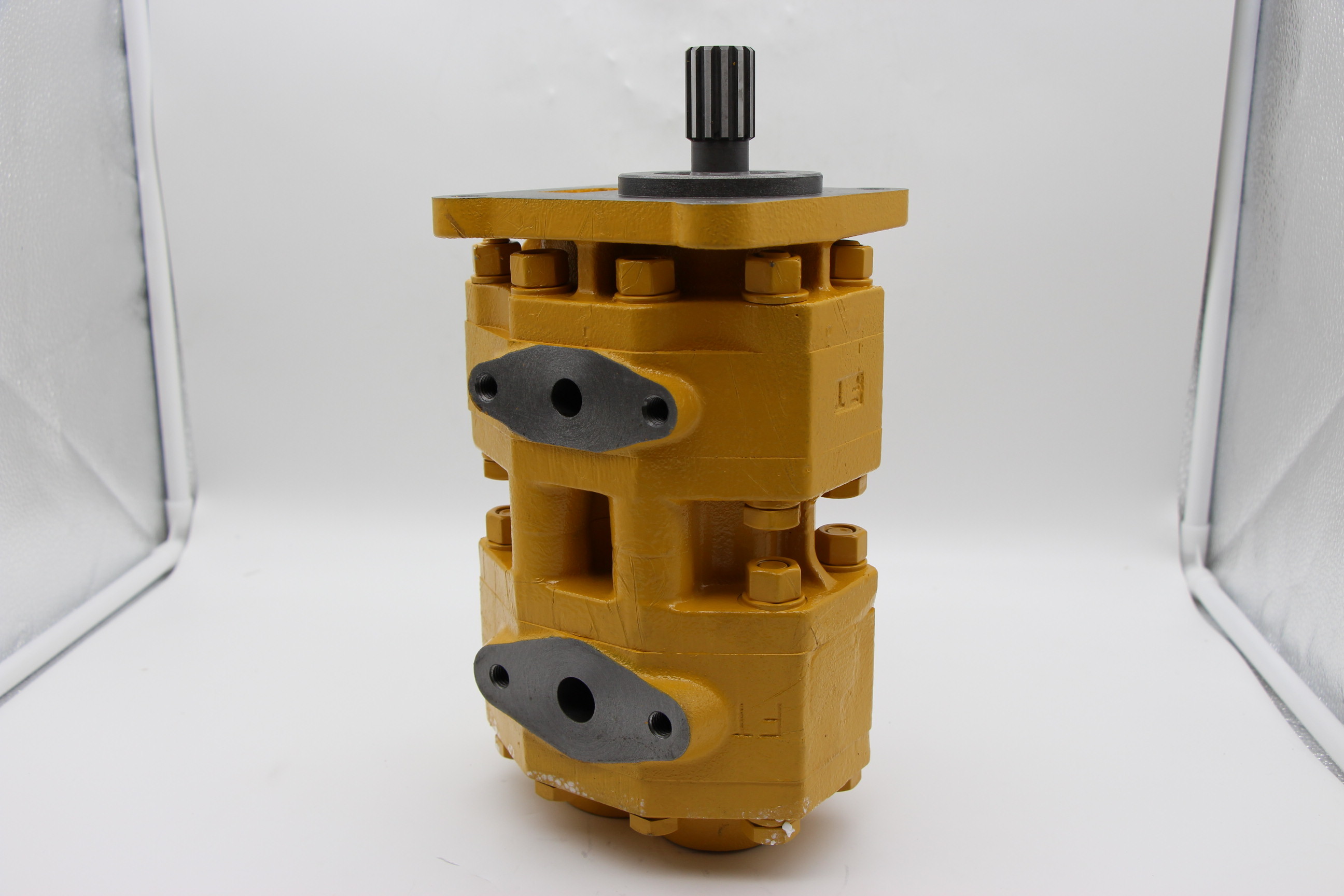 16T-70-10000 hydraulic pump for SD22 SD23 SD16 bolldozer part