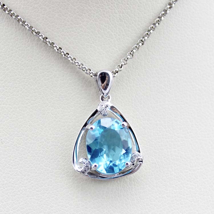 Sterling Silver Oval Blue Topaz Cubic Zirconia Pendant Necklace (P30)