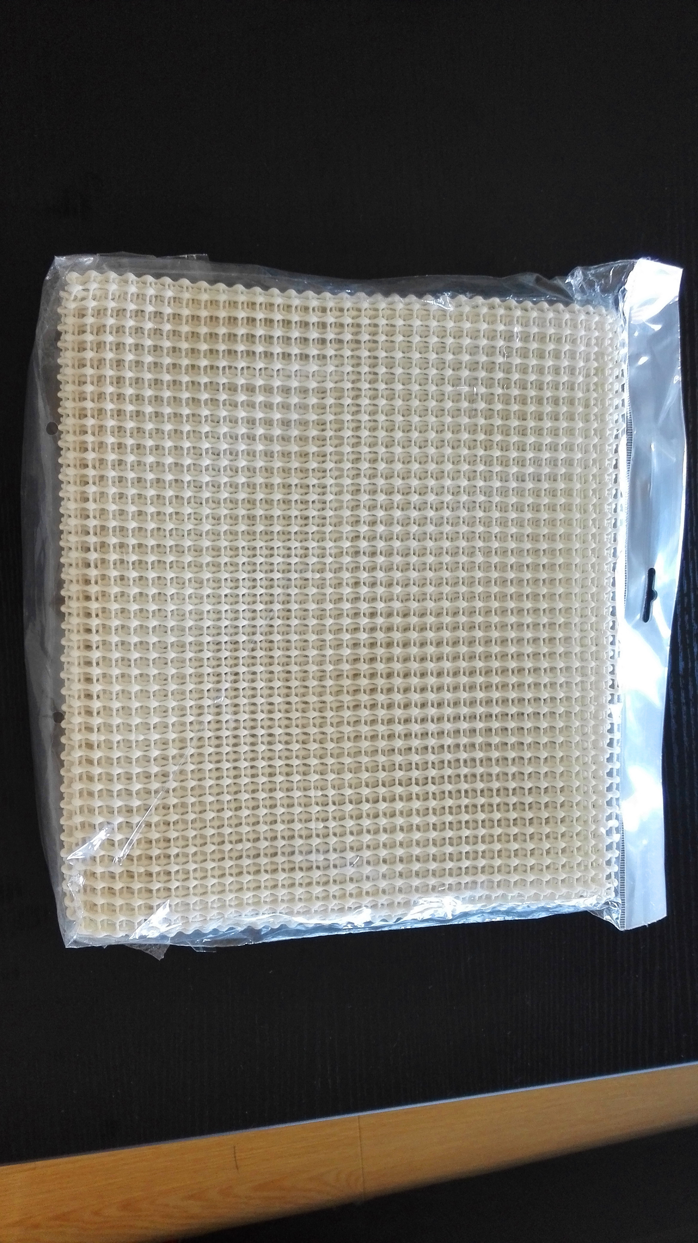 Shock Absorption Non Slip Bathroom Mats Mat Polyester Mesh With PVC Coating Plastic Fabric