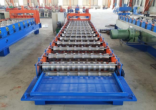 Trapezoidal Sheet Metal Roll Forming Machines Single Layer Type Easy Installation