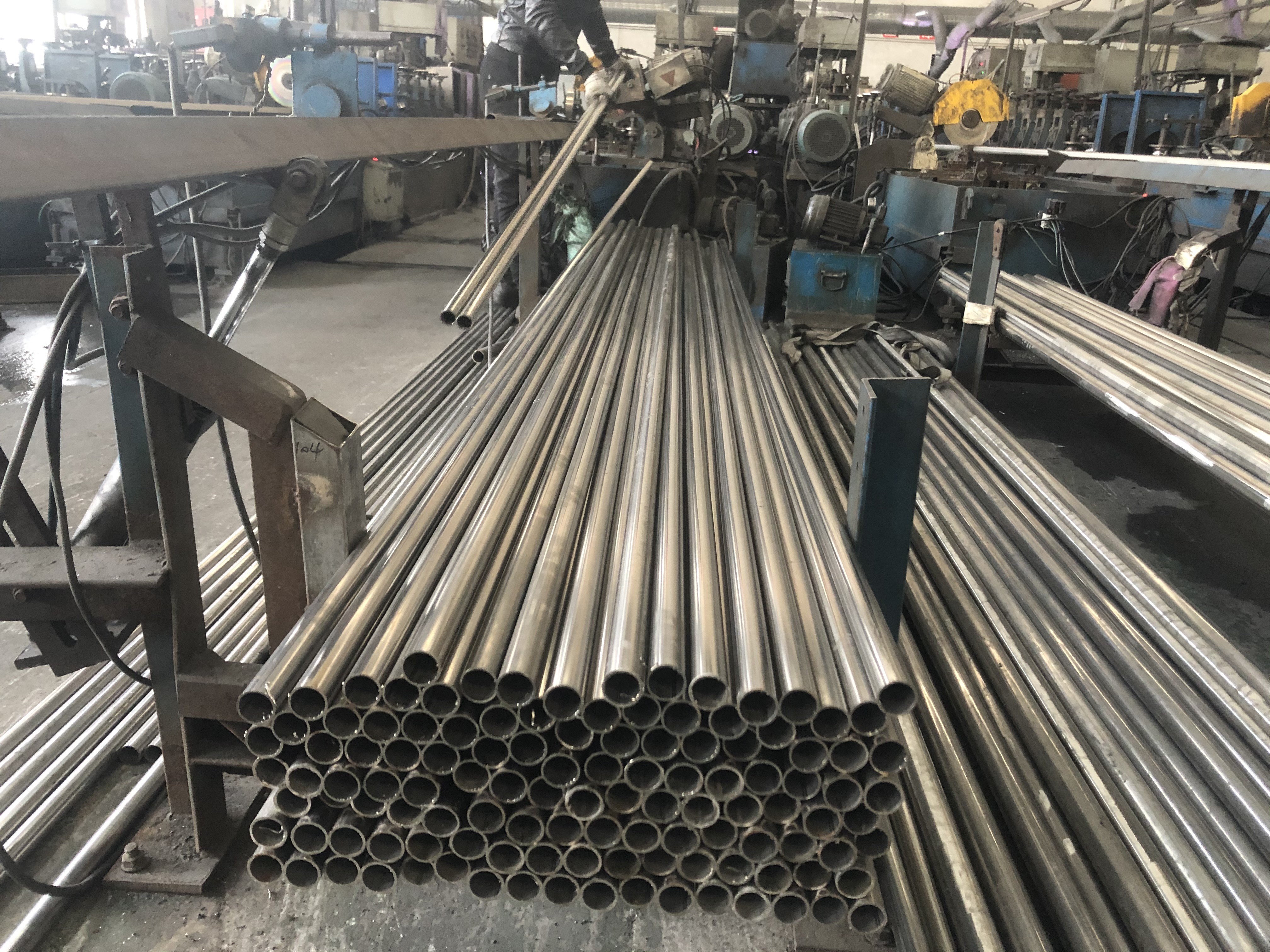 SS304 316 Mirror Polished SS Steel Pipe AISI For Building ISO9001