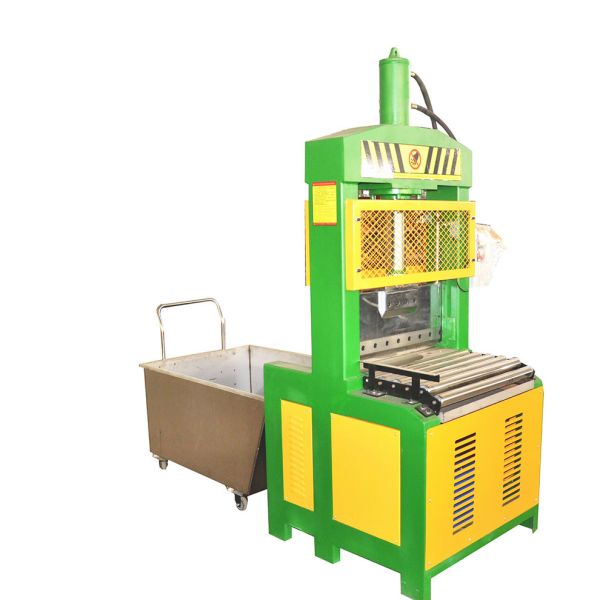 XQL-80 Model 5.5KW Power Rubber Cutting Machine with Compact Structure for Rubber Bale Cutter
