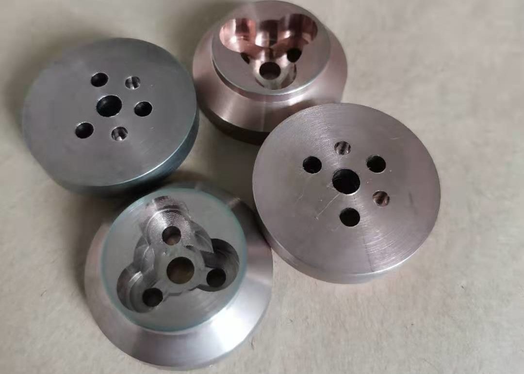 Mechanical Polished / Ground Copper Tungsten Alloy Parts 50%-90% Tungsten Purity