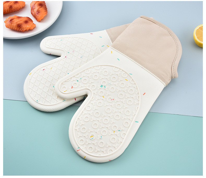 Silicone Oven Mitts And Pot Holders Set Heat Resistant To 450℉ Extra Long 15 Inch Professional Silicone Baking Gloves