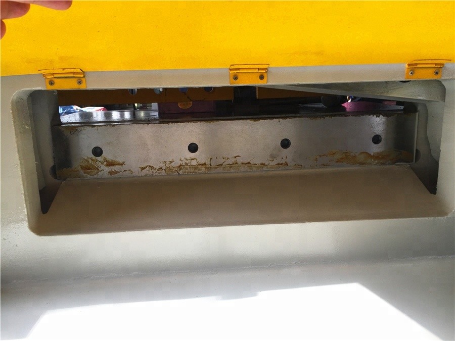 Hydraulic Punching And Shearing Machine / 250Ton 220V Heavy shearing bending machine