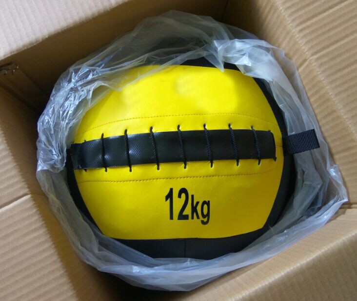 PVC Leather Wall Ball Gym Exercise Ball For Core Muscle Strengthening Moisture Resistant