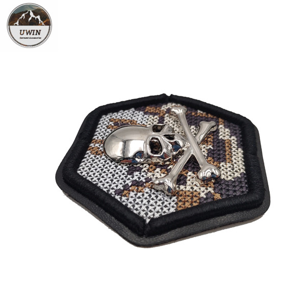 Hexagon Skull Crossbones Custom Cloth Patches Fashion 3D Embroidery Technics