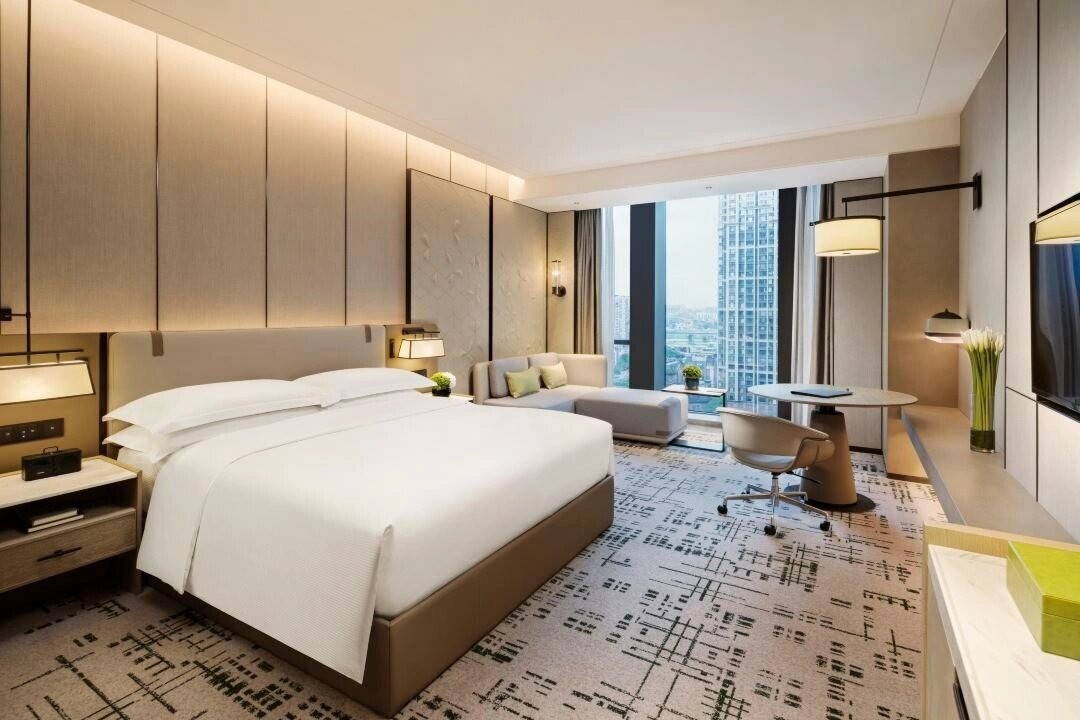 Standard Plywood Hotel Guest Room Furniture Full Supply Customization