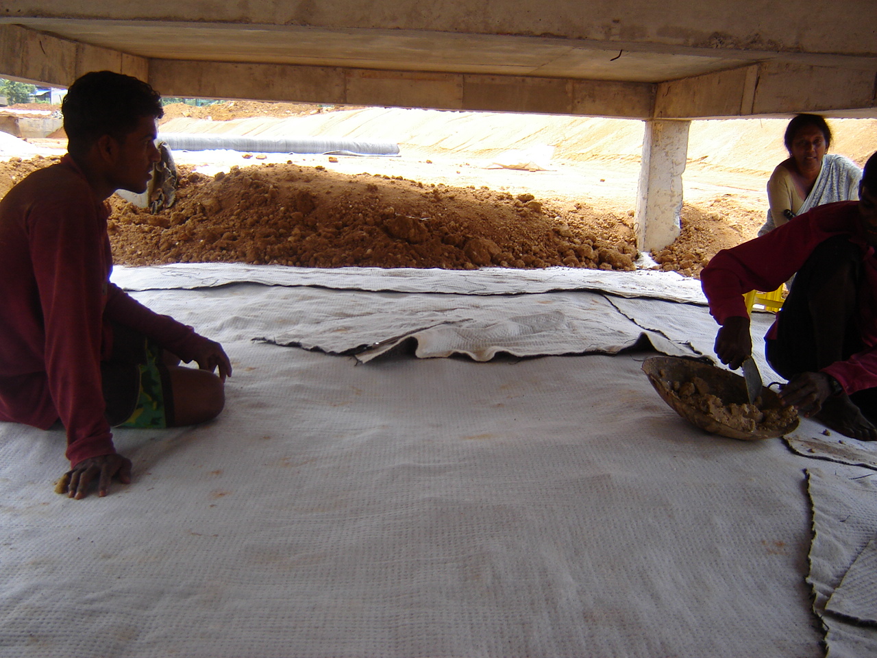 Modern Design White Waterproof Geosynthetic Clay Liner GCL for Landfill and Ponds