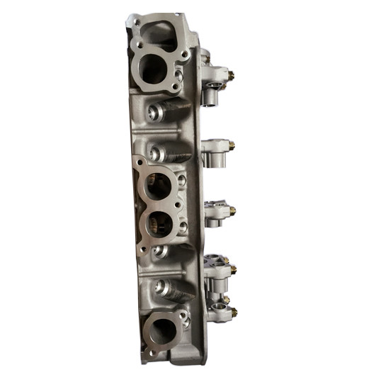 Brand new Cylinder Head 8-97129-630-0 8-97129-631 910512 FOR I-SUZU 4ZE1