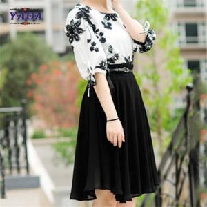 China Fashion set contrast floral embroidery blouse skirt old ladies clothing 2018 fashion women long chiffon dress sale on sale