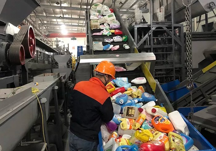 Environment Protection Car Battery Plastic Recycling Line For Pe Pp Abs Pc Ps