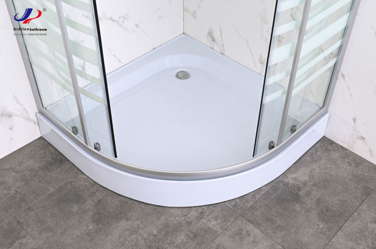 Quadrant Shower with Aluminium Frame and White Stripes Glass for Modern Bathroom Design