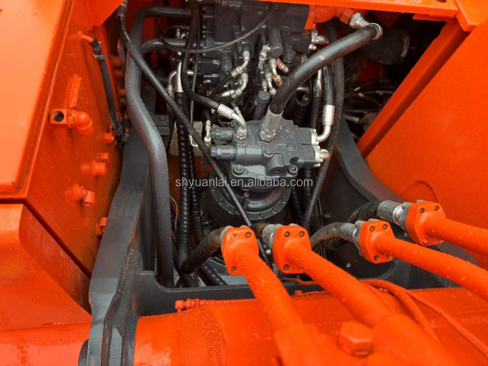 Used Doosan Excavator DH220 Super with High Slope Efficiency and Good Cab Sealing