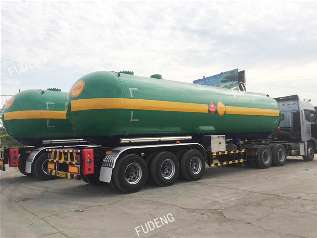 Fudeng 3 Axles Max 25Tons / 60m3 / 60000Liters Lpg Propane Tanker , LPG Transport Trailer