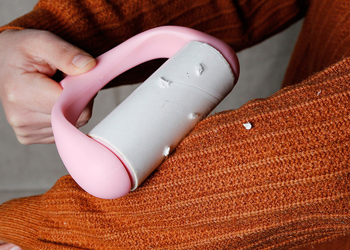 Puting reusable sticky roller dust pet hair remove cleaning washable lint carpet clothes brush bow mini