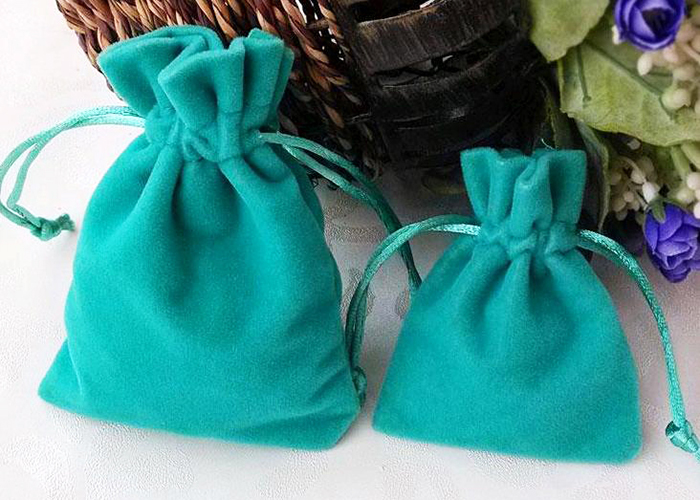 Jewelry Packing Velvet Drawstring Bags For Gift Giving Hot Stamping String