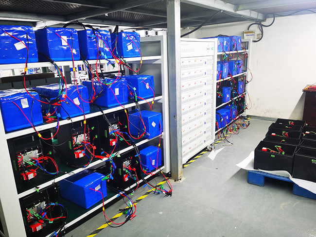 72V 200AH Golf cart Lithium Battery with Charger Ip Rating IP65 Big Power in Small Size