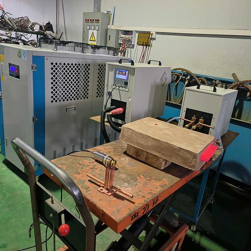 0.05% Rotation Accuracy Induction Heat Treatment Furnace For 24 Hour Operation