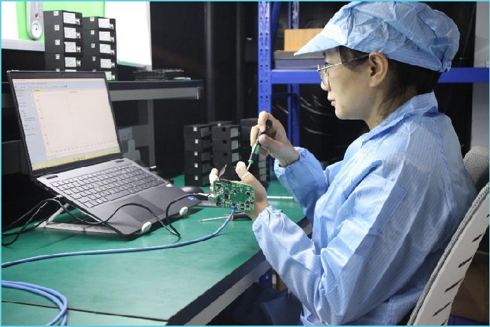 Accurate YSM-8101-01-02 UV VIS Laser Measurement Kit for Center Wavelength and Power