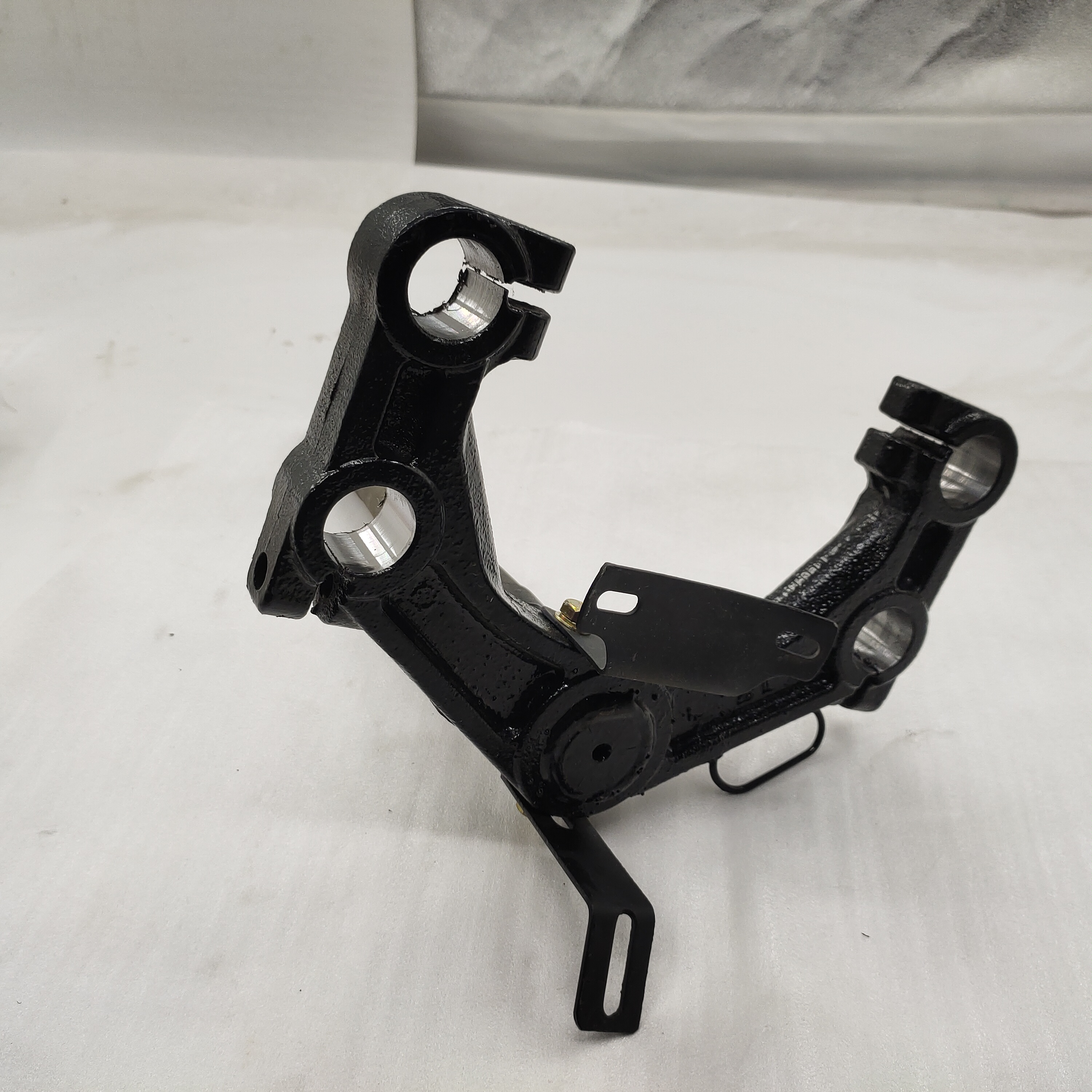 Motorcycle Front Hydraulic Shock Absorber for Lower Connecting Plate at Front Position