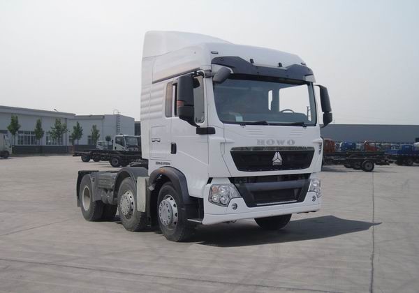 SINOTRUK HOWO 4 x 2 Right Hand Driving Prime Mover Tractor Trailer Truck Towing Head 371HP,420HP