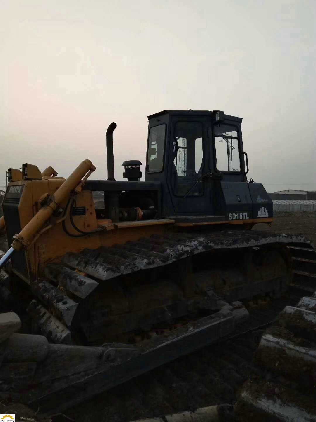 Working Site Swamp Track Shantui Bulldozer SD16T Second Hand 120kw Power