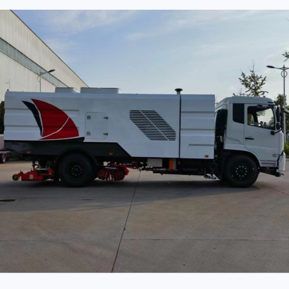 2600mm Wheelbase Vacuum Street Sweeper Mechanical Cleaning Sweeper