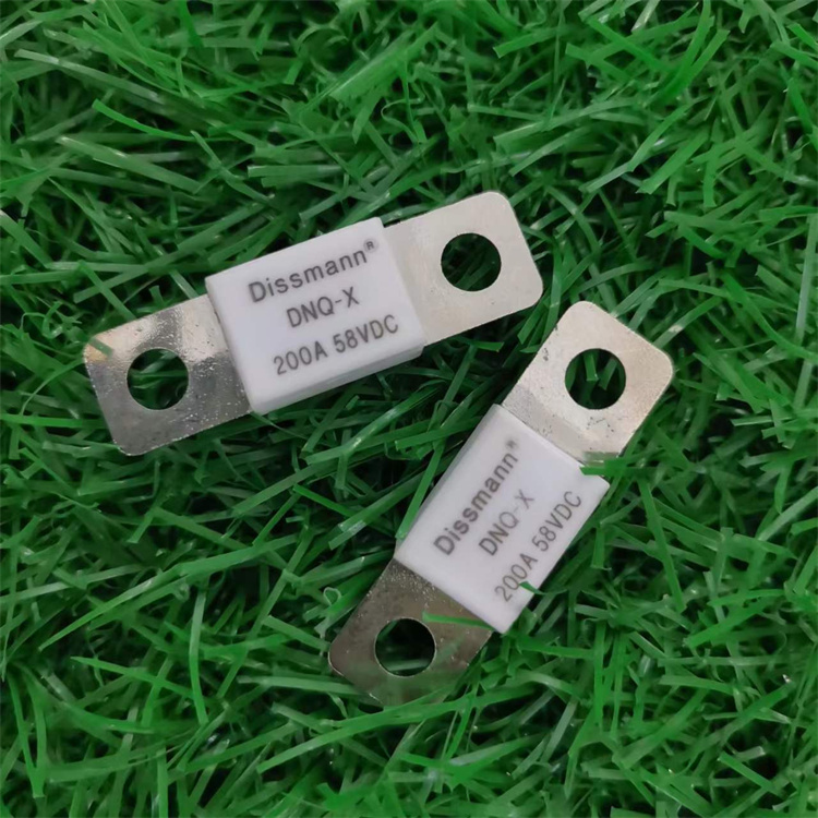 Mini Size DC58V Low Voltage Fuses Flat plug Fuse produced by Chinese Supplier