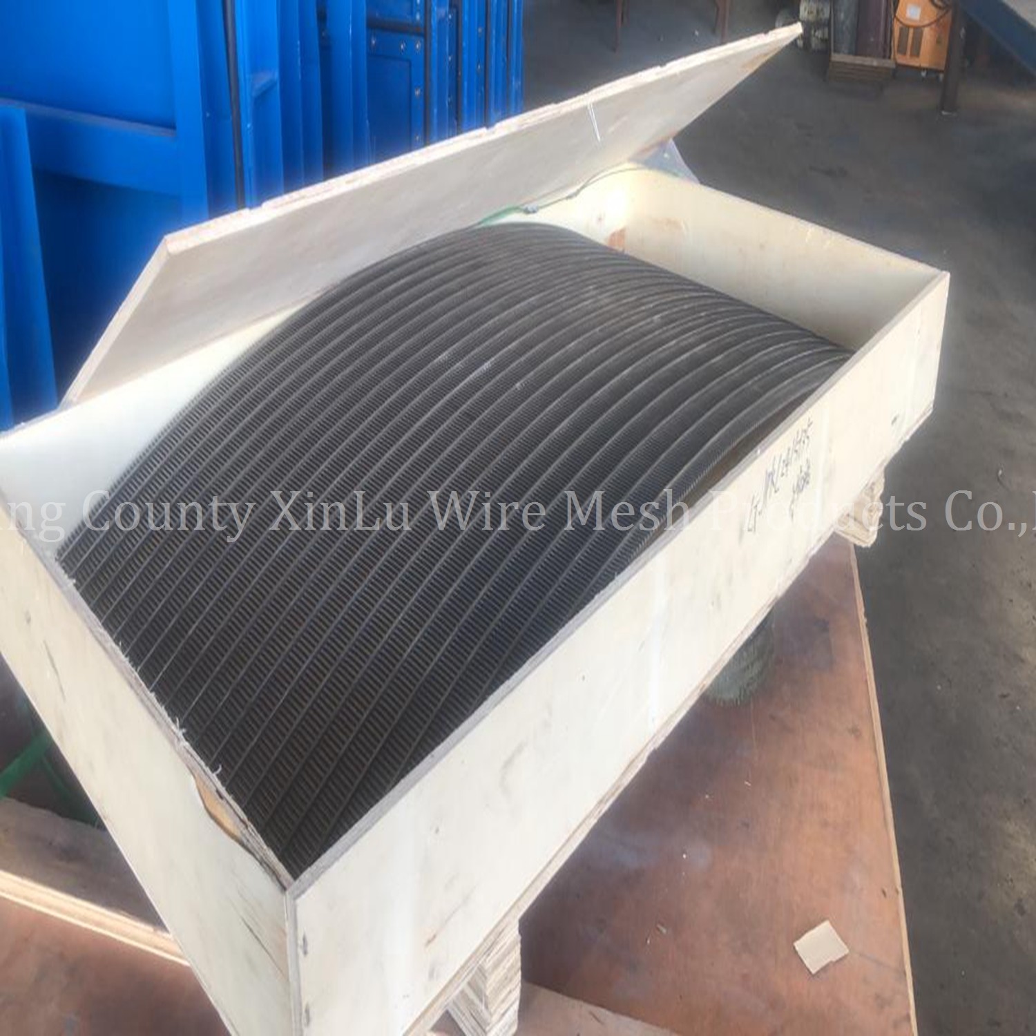2000mm Width Sieve Bend Screen Curved Sieving Wire Mesh 0.25mm - 1mm Slot