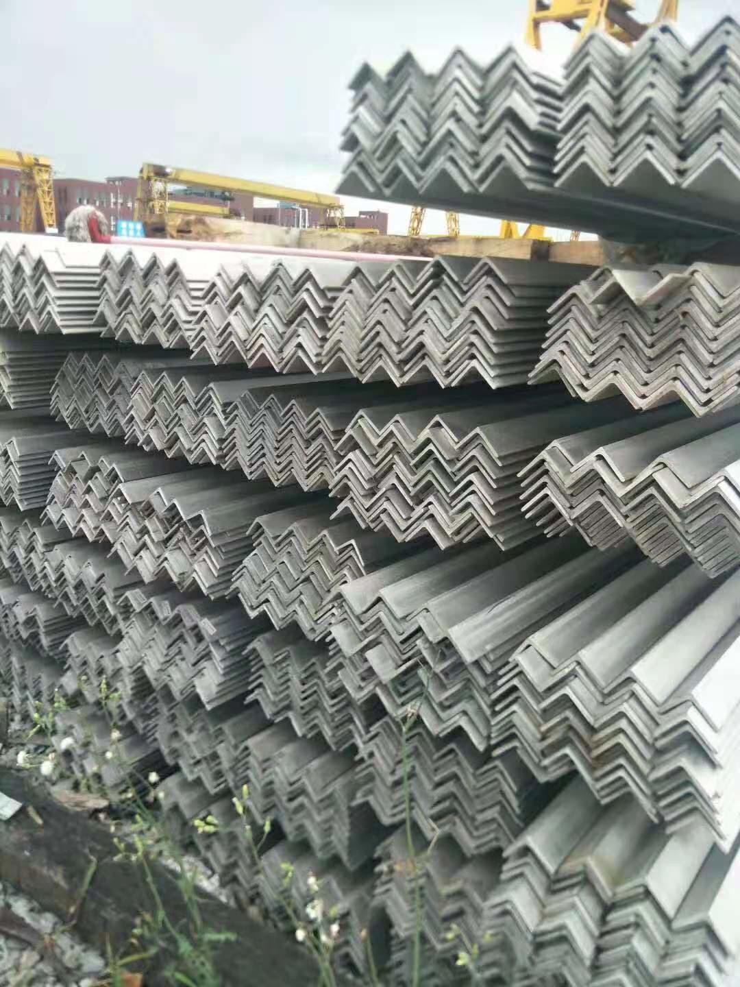 6m Length ASTM A276 201 304 316L Unequal Equal L Profiles Stainless Steel Angle Bar