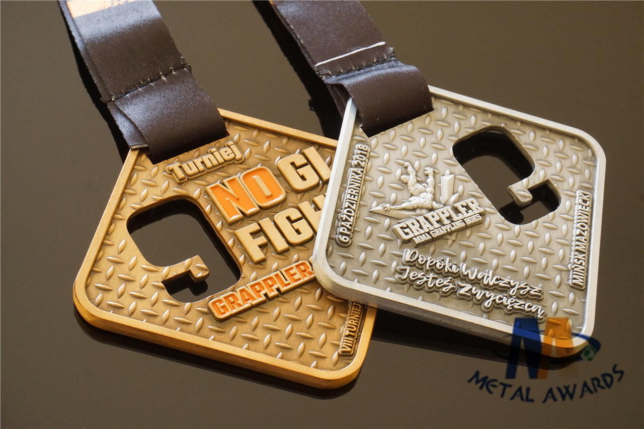 Metal Custom Sports Medals With Bottle Opener For Competiton / Souvenir