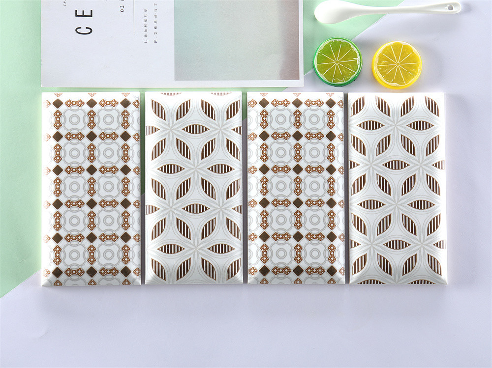 White Bevelled Tiles 75x152mm Glossy Ceramic Wall Bread Tiles For Bathroom and Kitchen