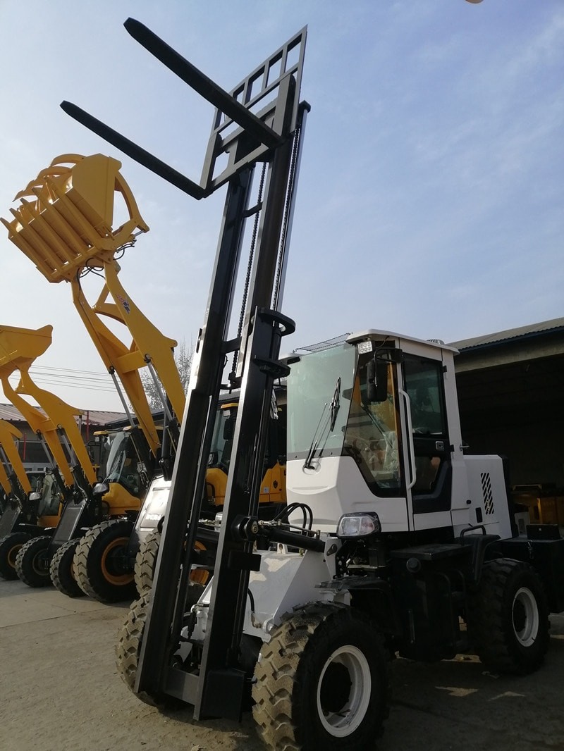 Off Road Forklift 4x4 4WD Model ET50 High Duarability 5ton Rough Terrain Forklift Truck