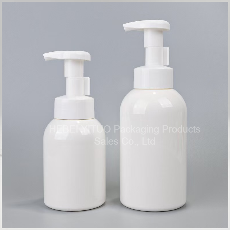 Reusable Empty White Plastic Shampoo Container / Custom Shampoo Bottles