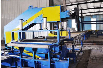 25T Sandwich Panel Roll Forming Machine 50Hz 300 H Steel Frame