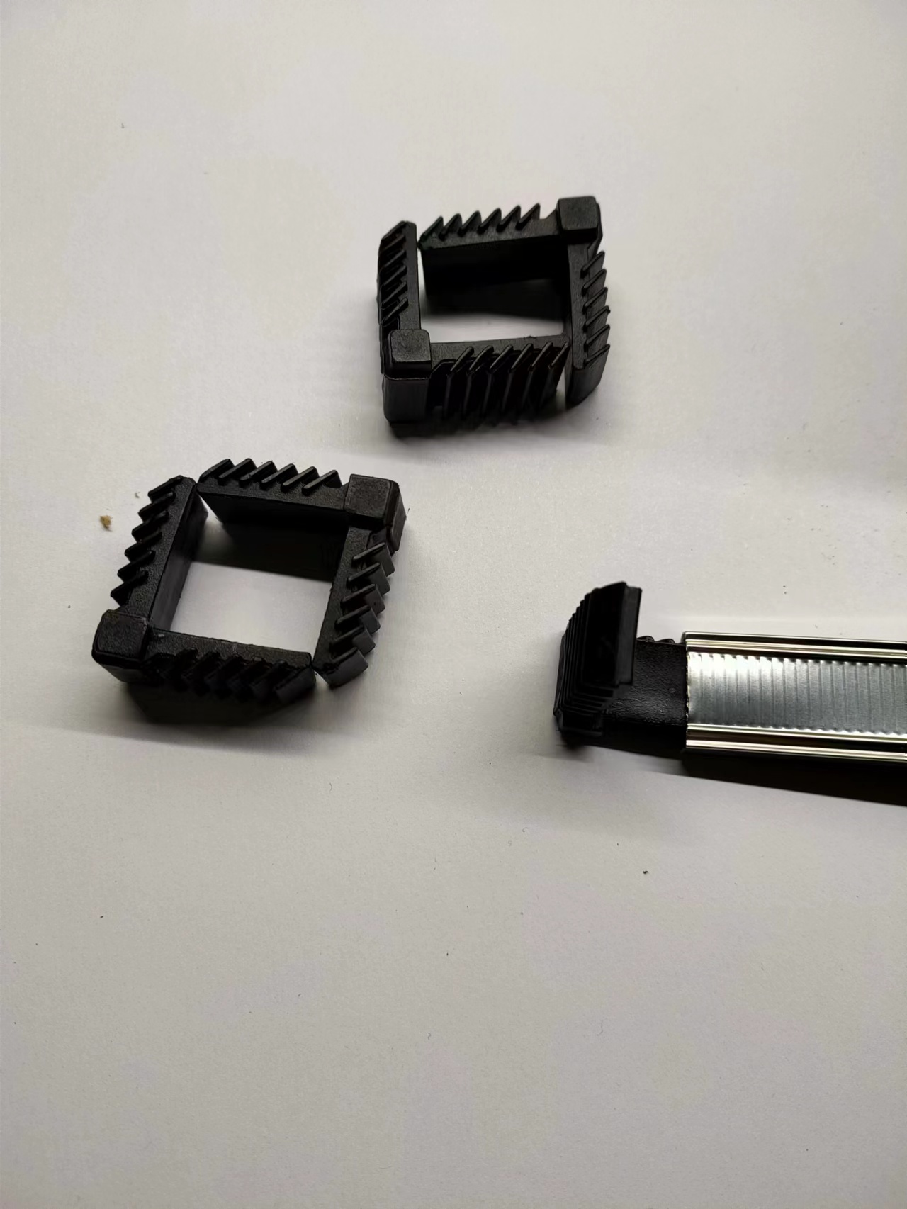 6A-35A Plastic Corner Joiner For Warm Edge Spacers