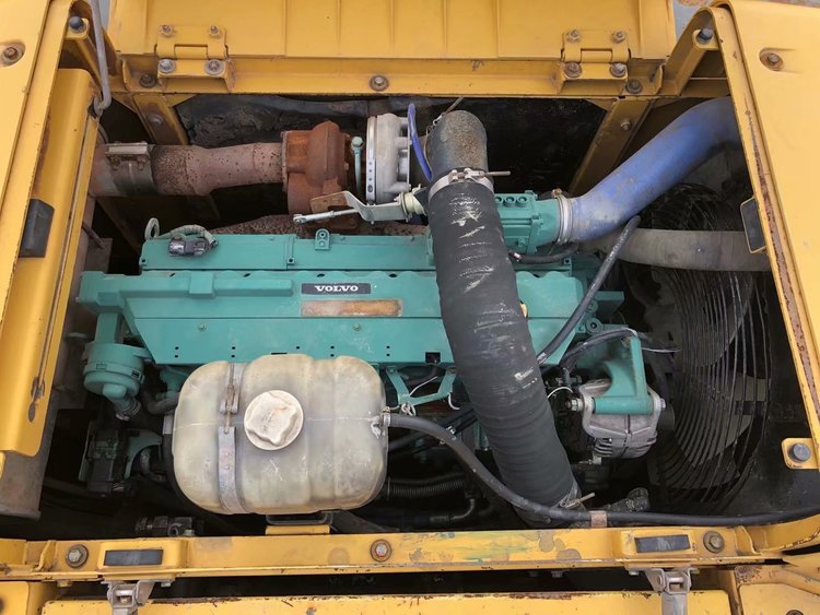 Hydraulic Pump Original 24 Ton Used Volvo240b Excavator in Good Condition from Korea