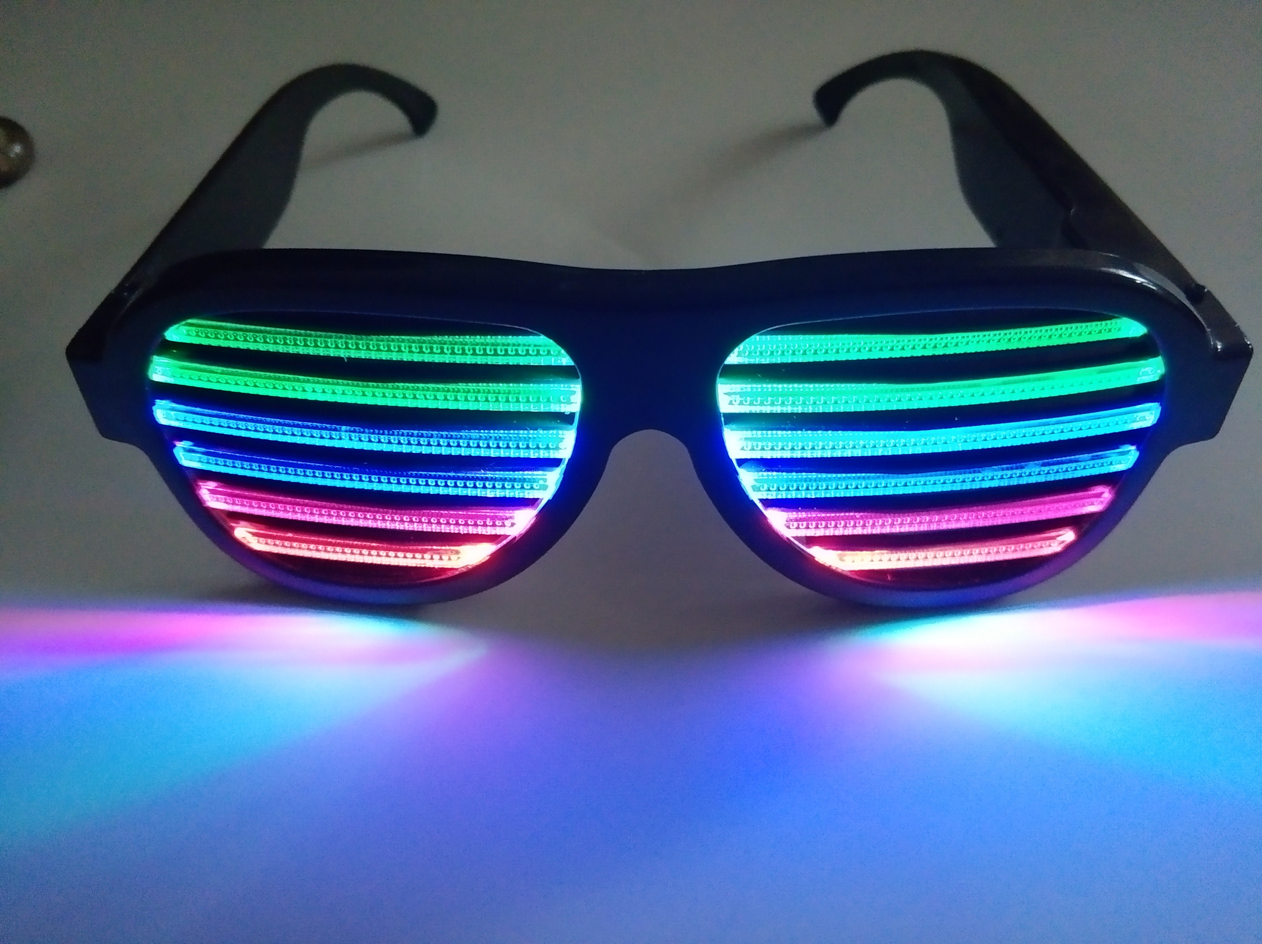 New Style Voice-Activated LED glasses Sound activated shutter led flashing glasses with USB charger led sunglasses