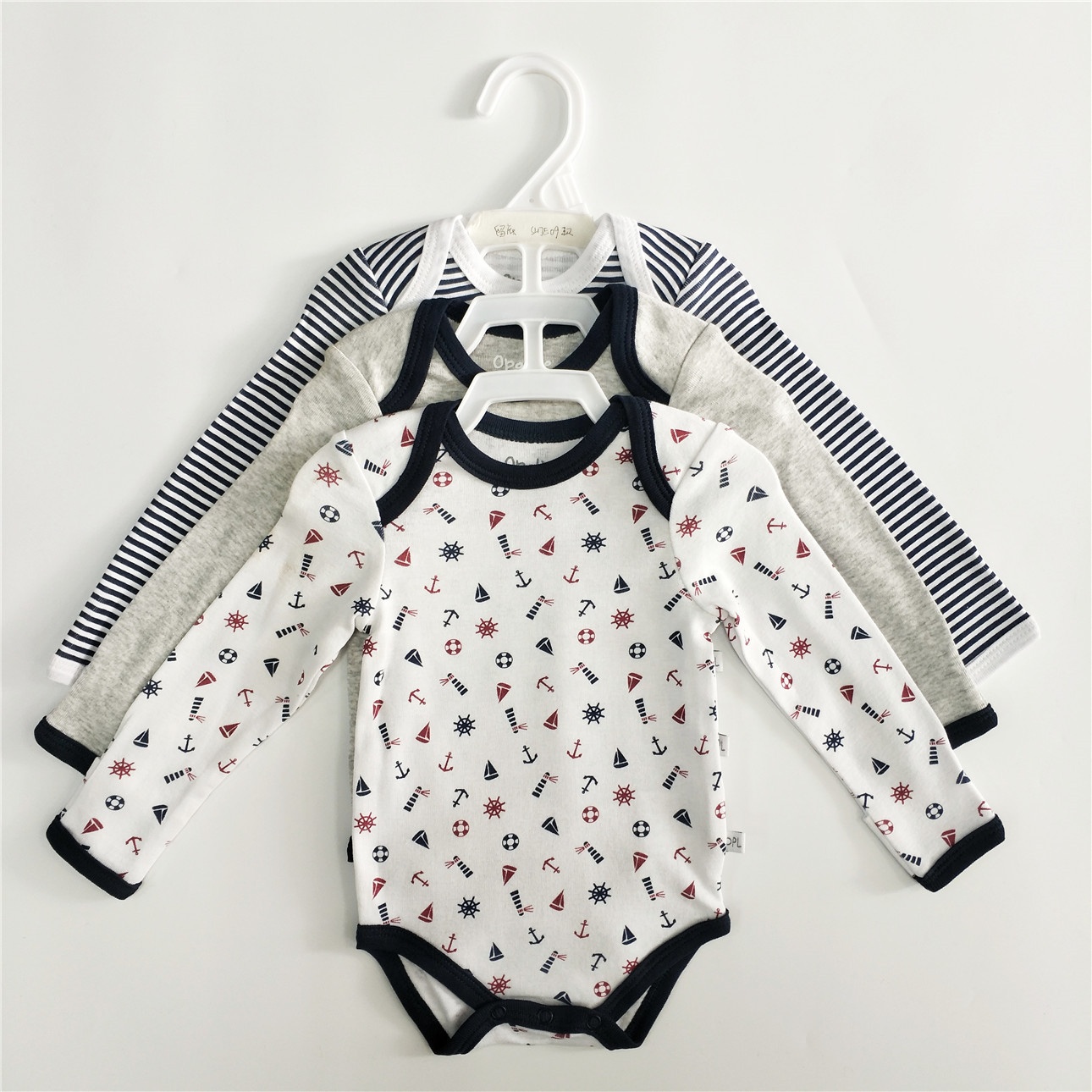 Comfortable and Breathable Baby Clothes Romper for Spring Season Unisex Design