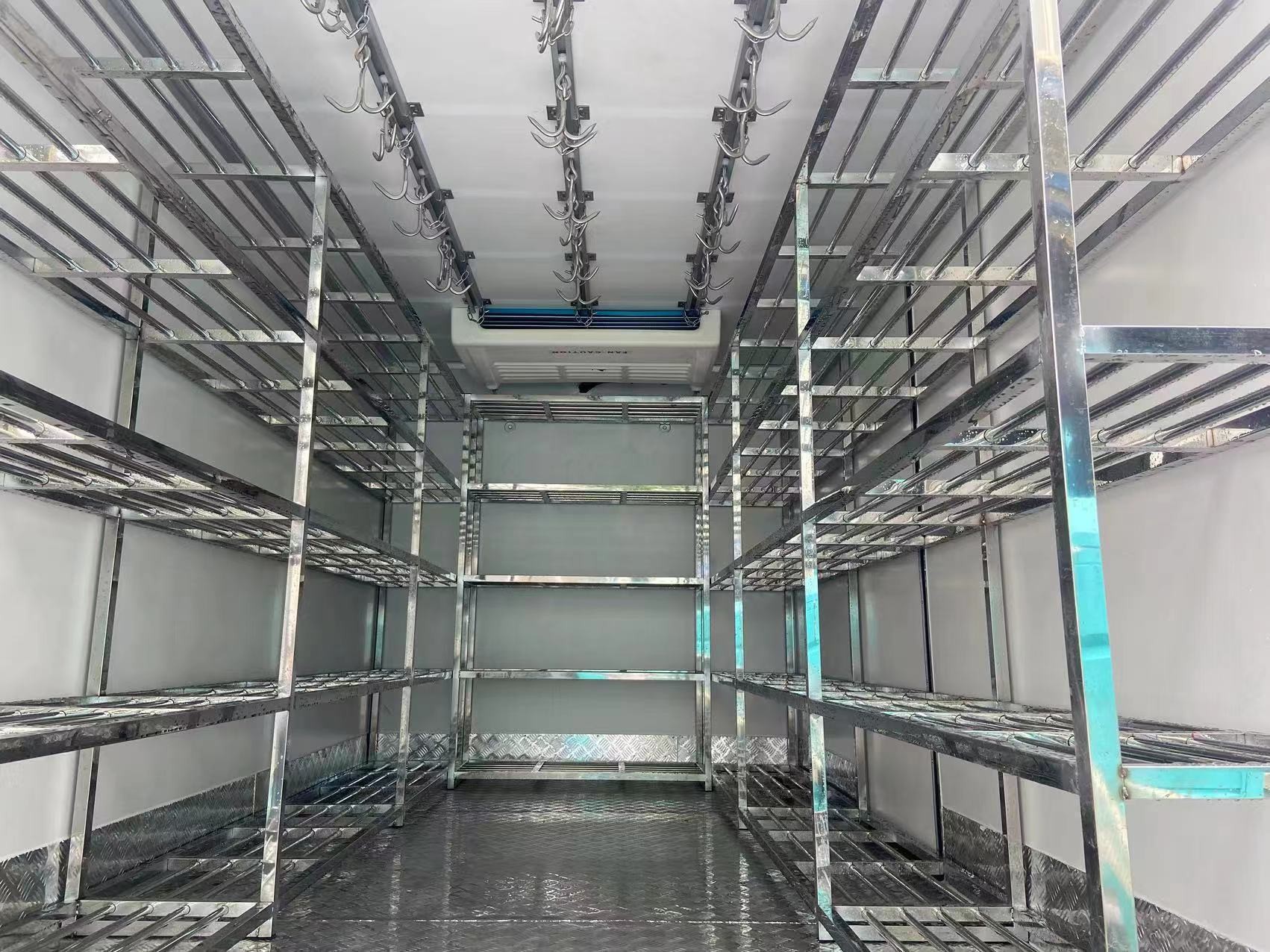 2 Axles Vaccine Refrigerator Box Truck 110km/H 4x2 Mini Freezer Truck